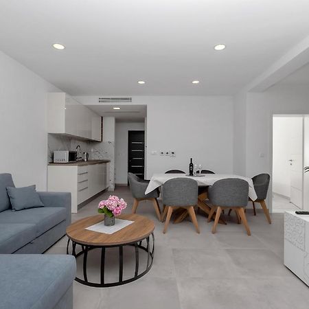 טוצפי Central Beach Apartments מראה חיצוני תמונה